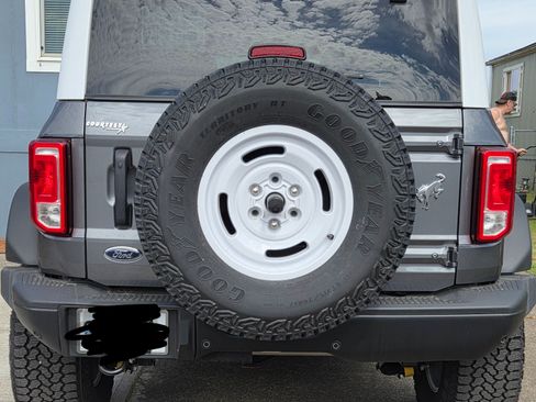Used 2025 Ford Bronco Heritage Edition AWD/4WD image 5