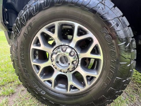 Used 2022 Ford F350 Lariat w/ Lariat Ultimate Package image 15