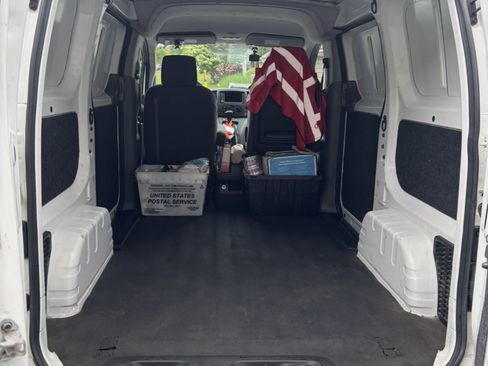 Used 2021 Nissan NV200 SV image 10