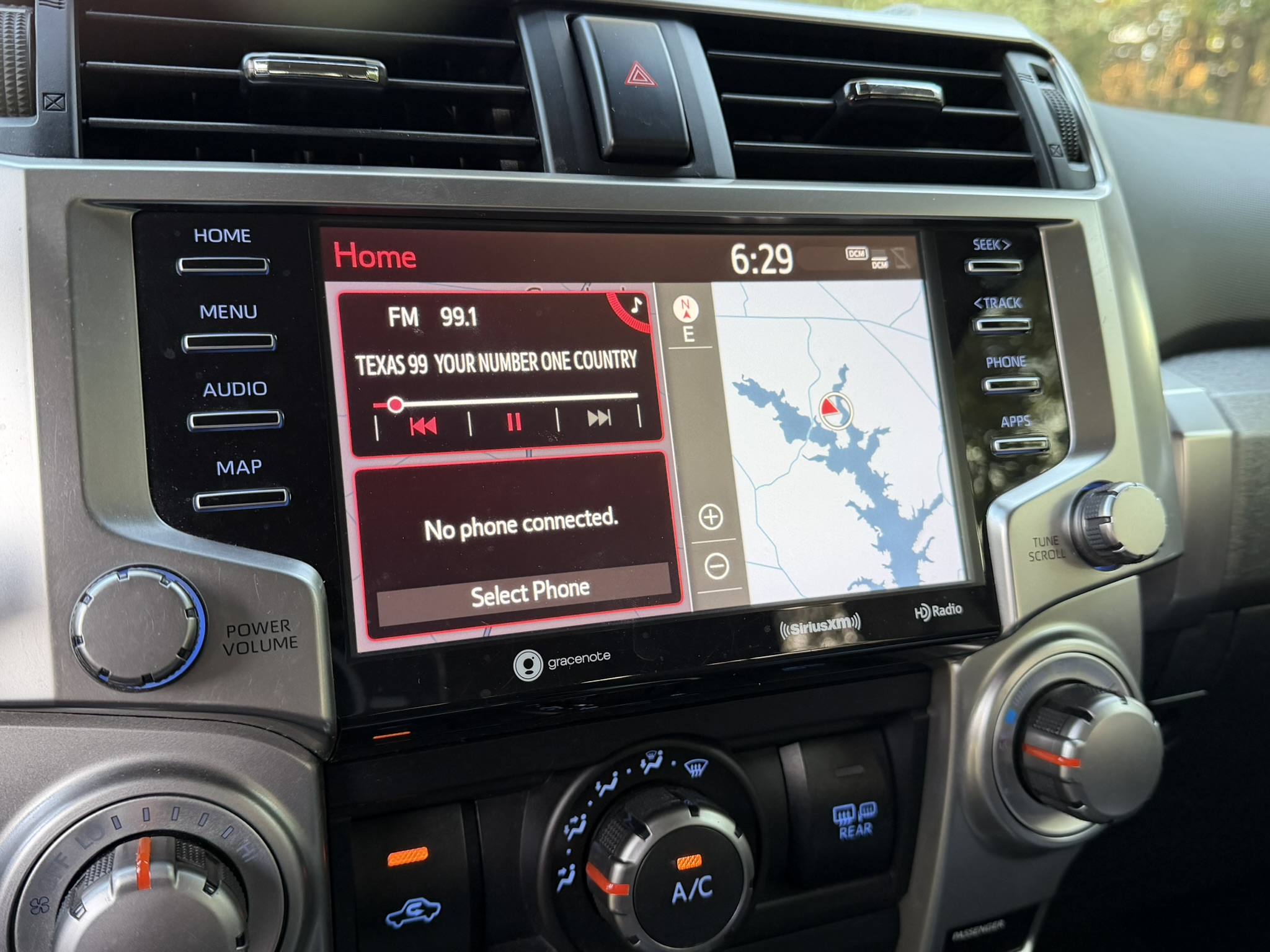Used 2020 Toyota 4Runner SR5 RWD image 29