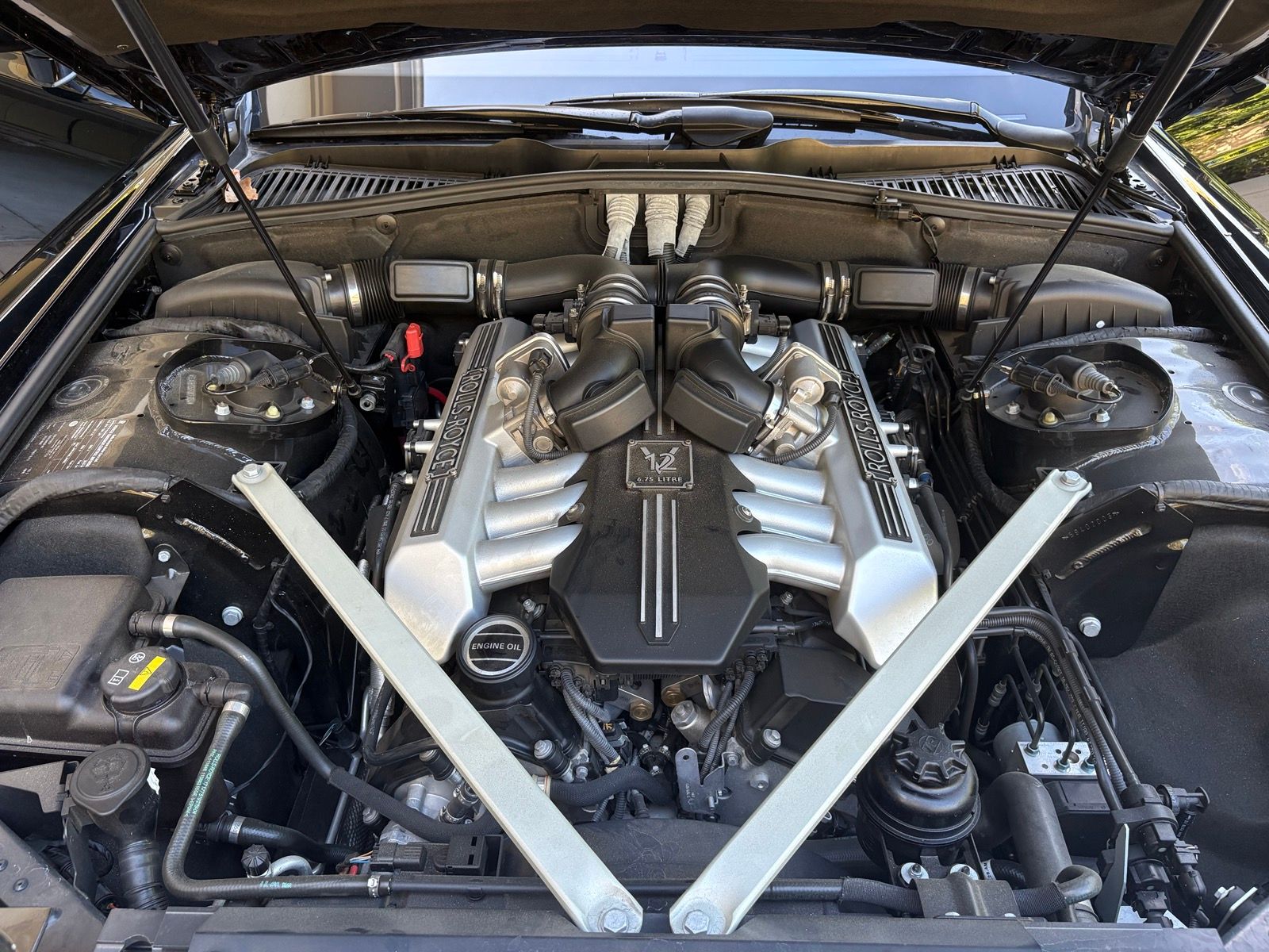 Used 2015 Rolls-Royce Phantom Sedan RWD image 26