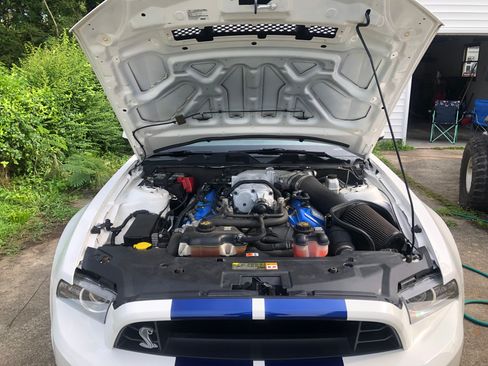 Used 2013 Ford Mustang Shelby GT500 image 4