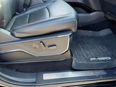 Used 2021 Ford F150 Lariat w/ Equipment Group 502A High image 5