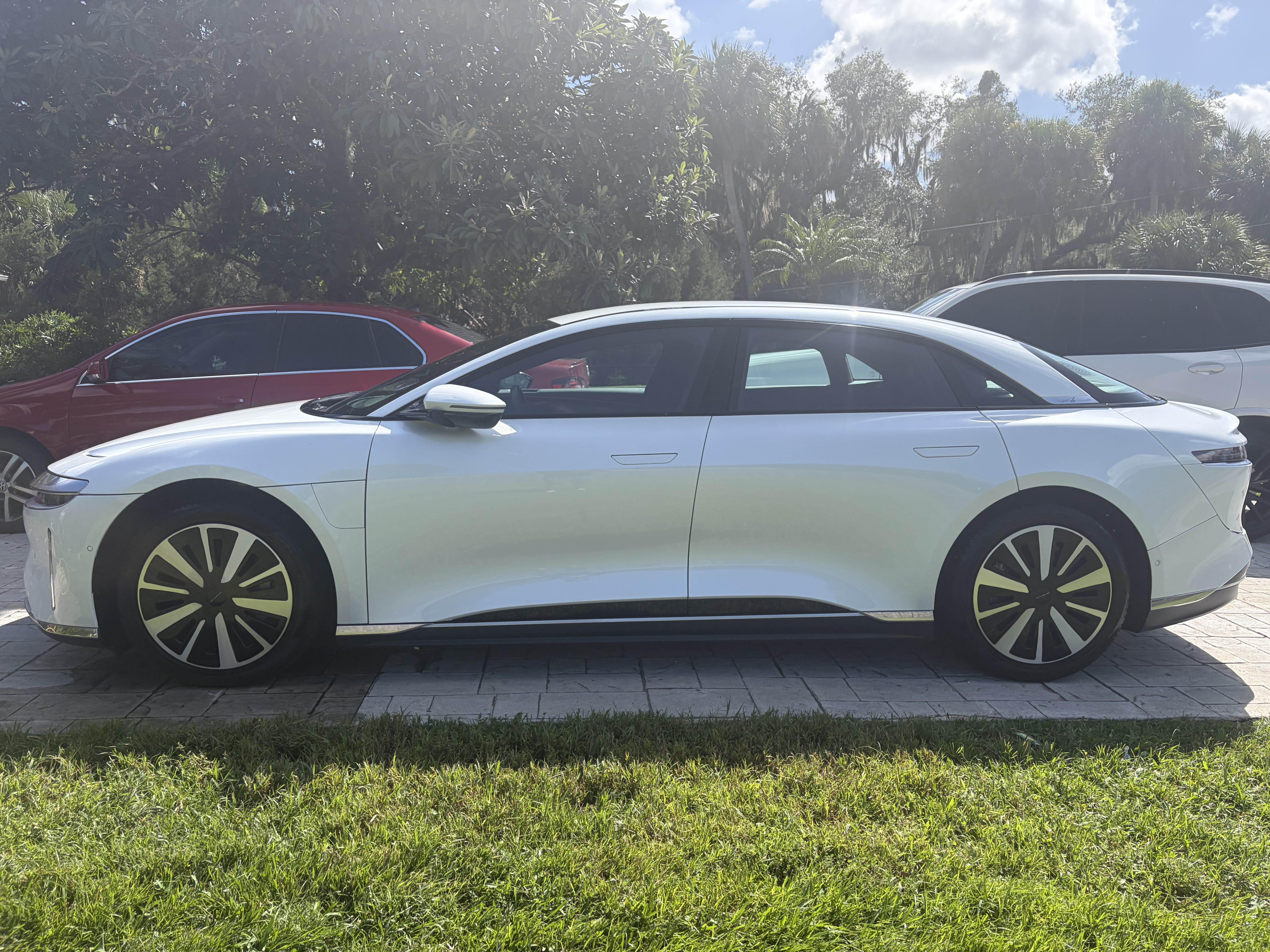 Used 2024 Lucid Air Touring AWD/4WD image 4