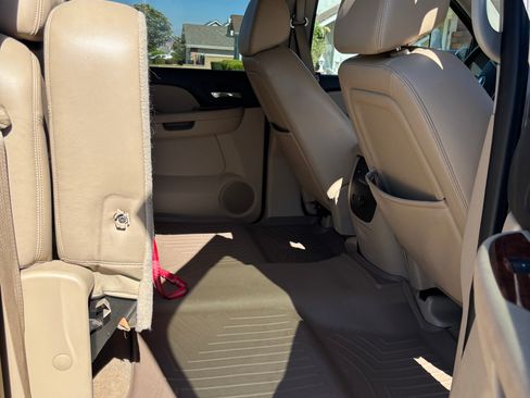 Used 2008 Chevrolet Silverado 3500 LTZ AWD/4WD image 12