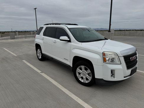 Used 2012 GMC Terrain SLT w/ Cargo Package image 4
