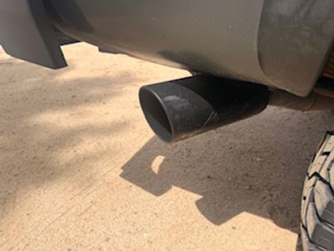 Used 2006 Chevrolet Silverado 3500 LT w/ Heavy-Duty Power Package image 13