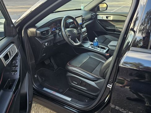 Used 2022 Ford Explorer ST-Line w/ Class IV Trailer Tow Package image 9