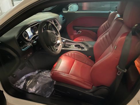 Used 2018 Dodge Challenger SRT Demon RWD image 6