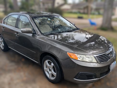 Used 2010 Kia Optima LX image 5