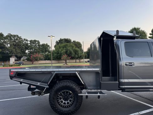 Used 2022 Ford F350 Platinum AWD/4WD image 14