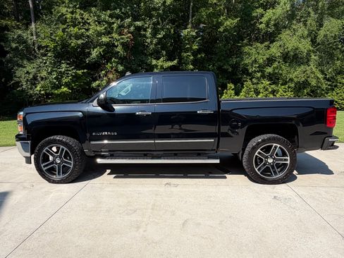 Used 2014 Chevrolet Silverado 1500 LTZ Z71 w/ LTZ Plus Package AWD/4WD image 13