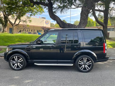 Used 2016 Land Rover LR4 HSE LUX AWD/4WD image 1