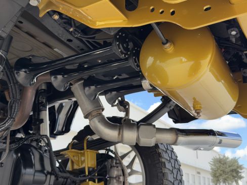 Used 2023 Ford F250 Lariat w/ Sport Appearance Package image 13