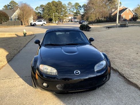 Used 2007 MAZDA MX-5 Miata Touring image 6