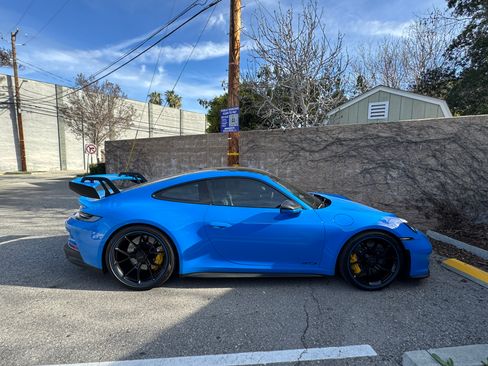 Used 2022 Porsche 911 GT3 image 11