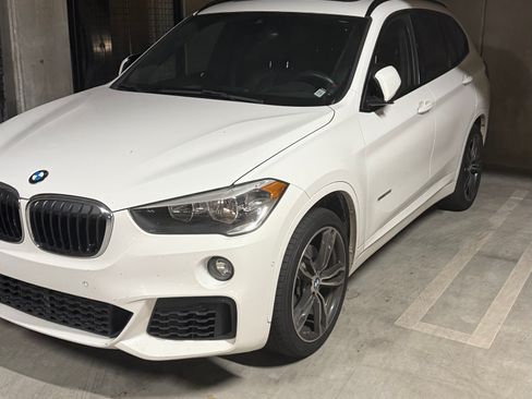 Used 2018 BMW X1 sDrive28i FWD image 2