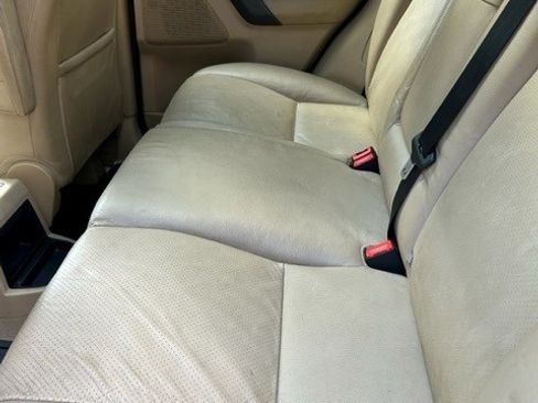 Used 2008 Land Rover LR2 HSE image 10