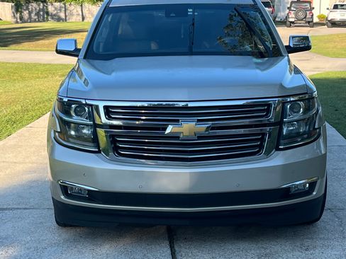 Used 2015 Chevrolet Suburban LTZ image 13