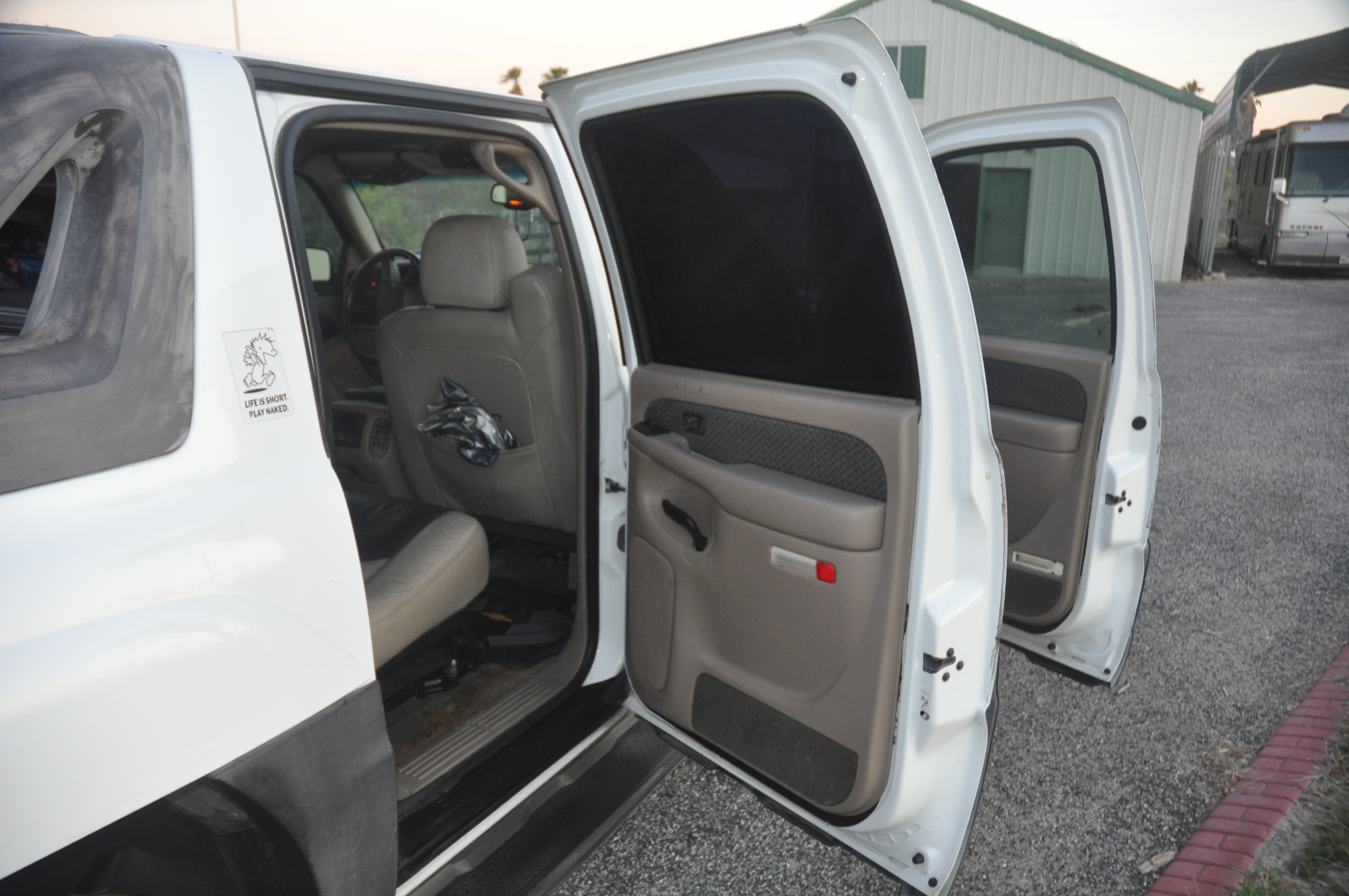 Used 2003 Chevrolet Avalanche 4x4 w/ Suspension Package, Off-Road image 22