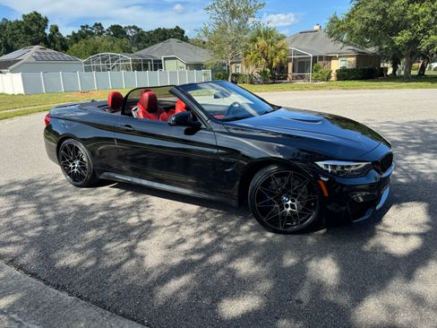Used 2018 BMW M4 Convertible w/ Competition Package RWD image 1