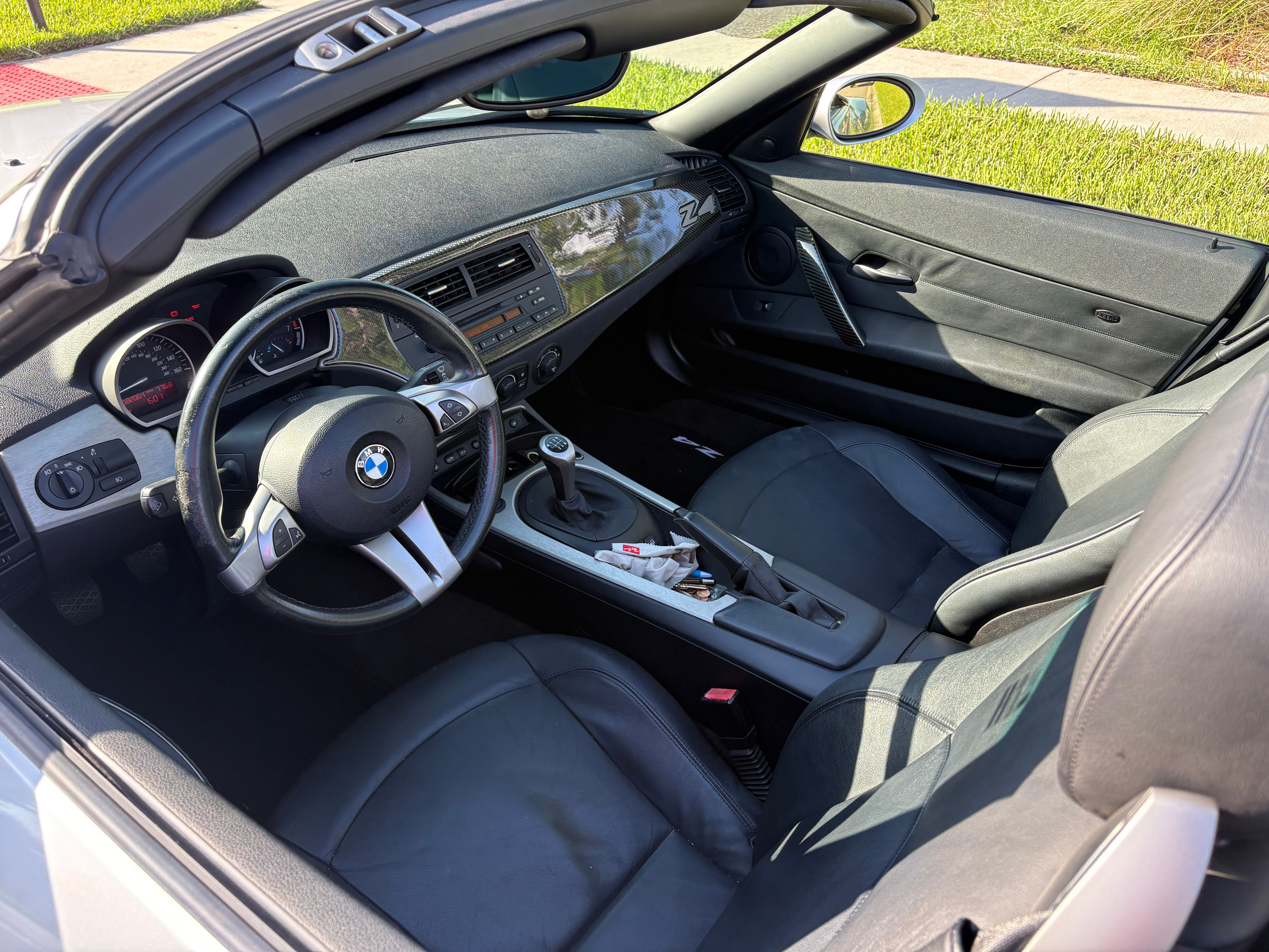 Used 2005 BMW Z4 3.0i RWD image 9
