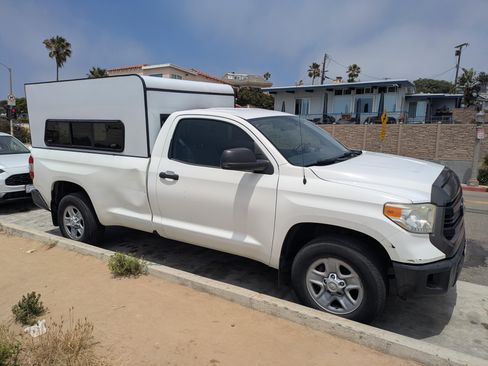 Used 2016 Toyota Tundra SR AWD/4WD image 4