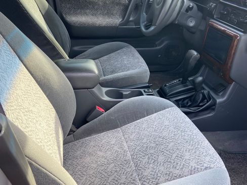 Used 2002 Isuzu Rodeo LS image 6