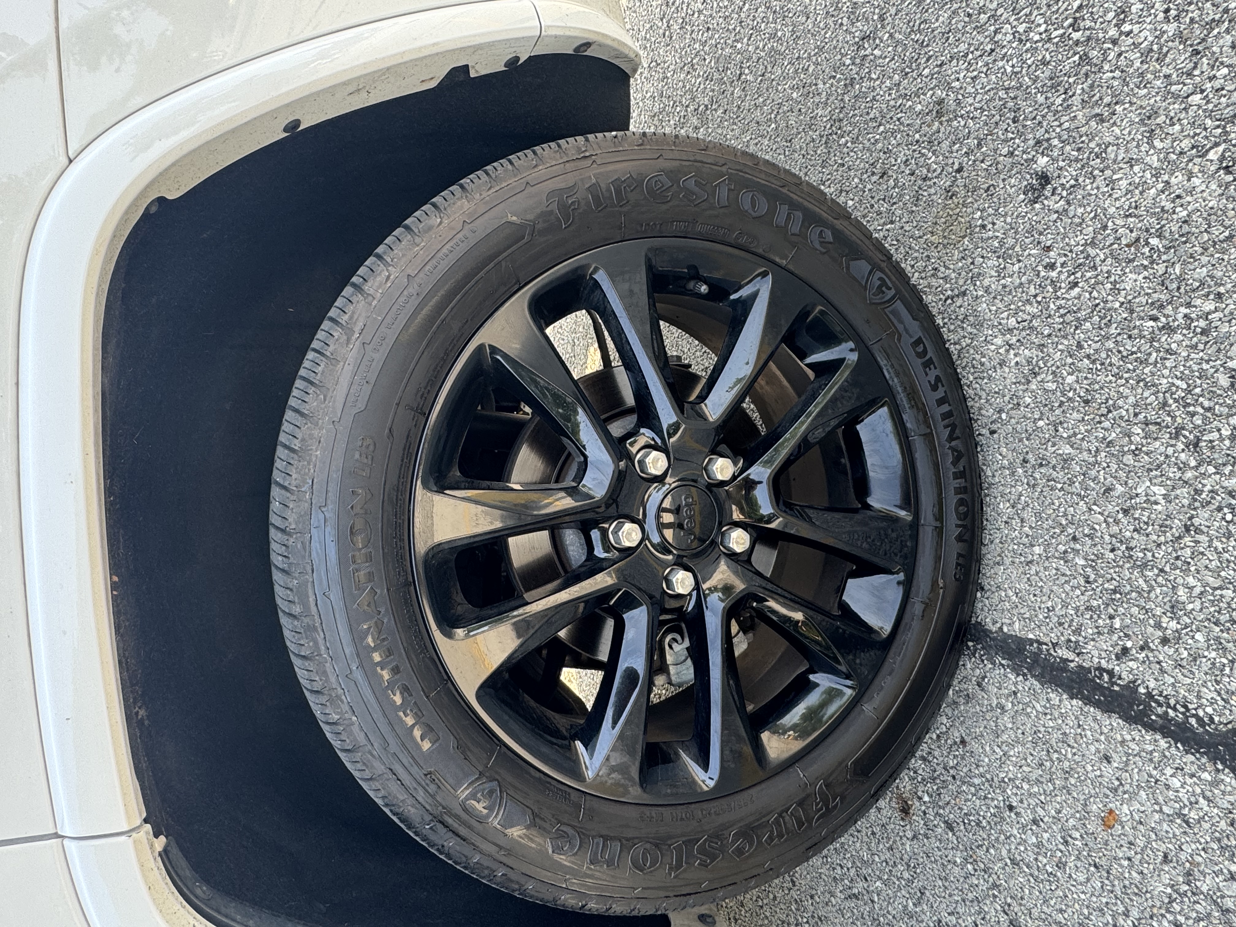 Used 2021 Jeep Grand Cherokee Laredo X RWD image 17
