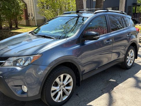 Used 2013 Toyota RAV4 Limited AWD/4WD image 5