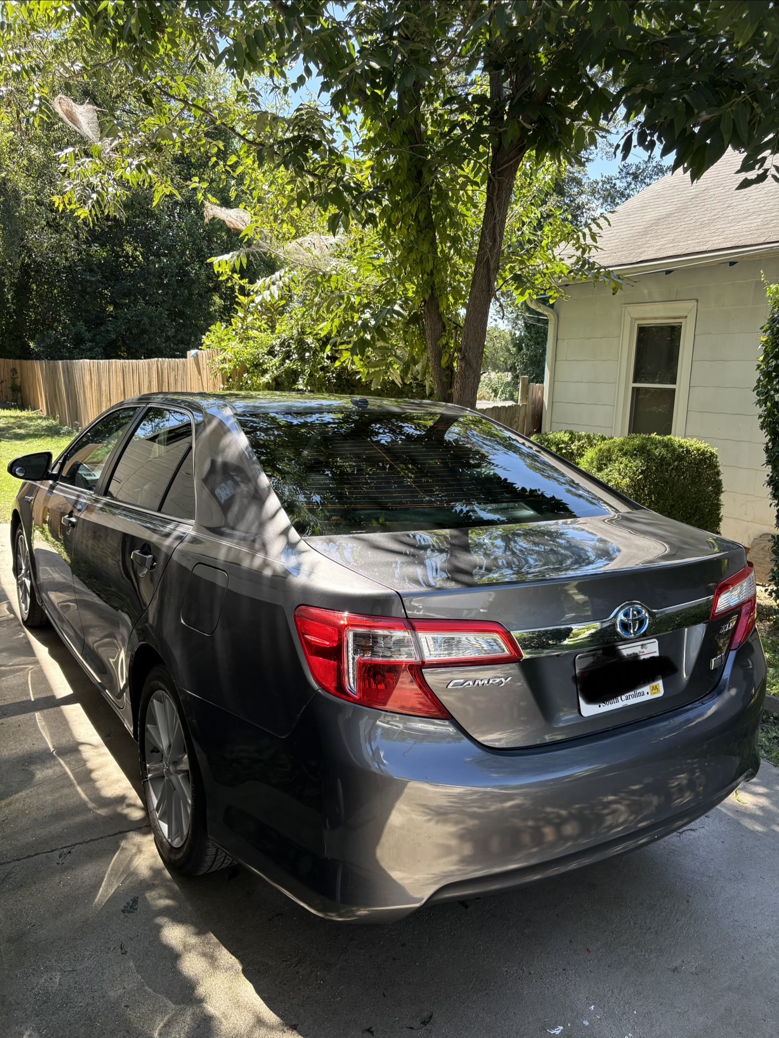 Used 2013 Toyota Camry XLE w/ Convenience Pkg FWD image 5