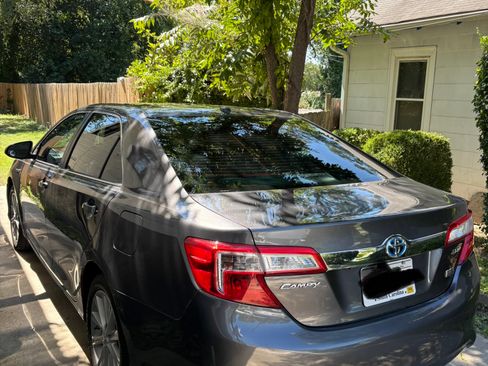 Used 2013 Toyota Camry XLE w/ Convenience Pkg FWD image 5