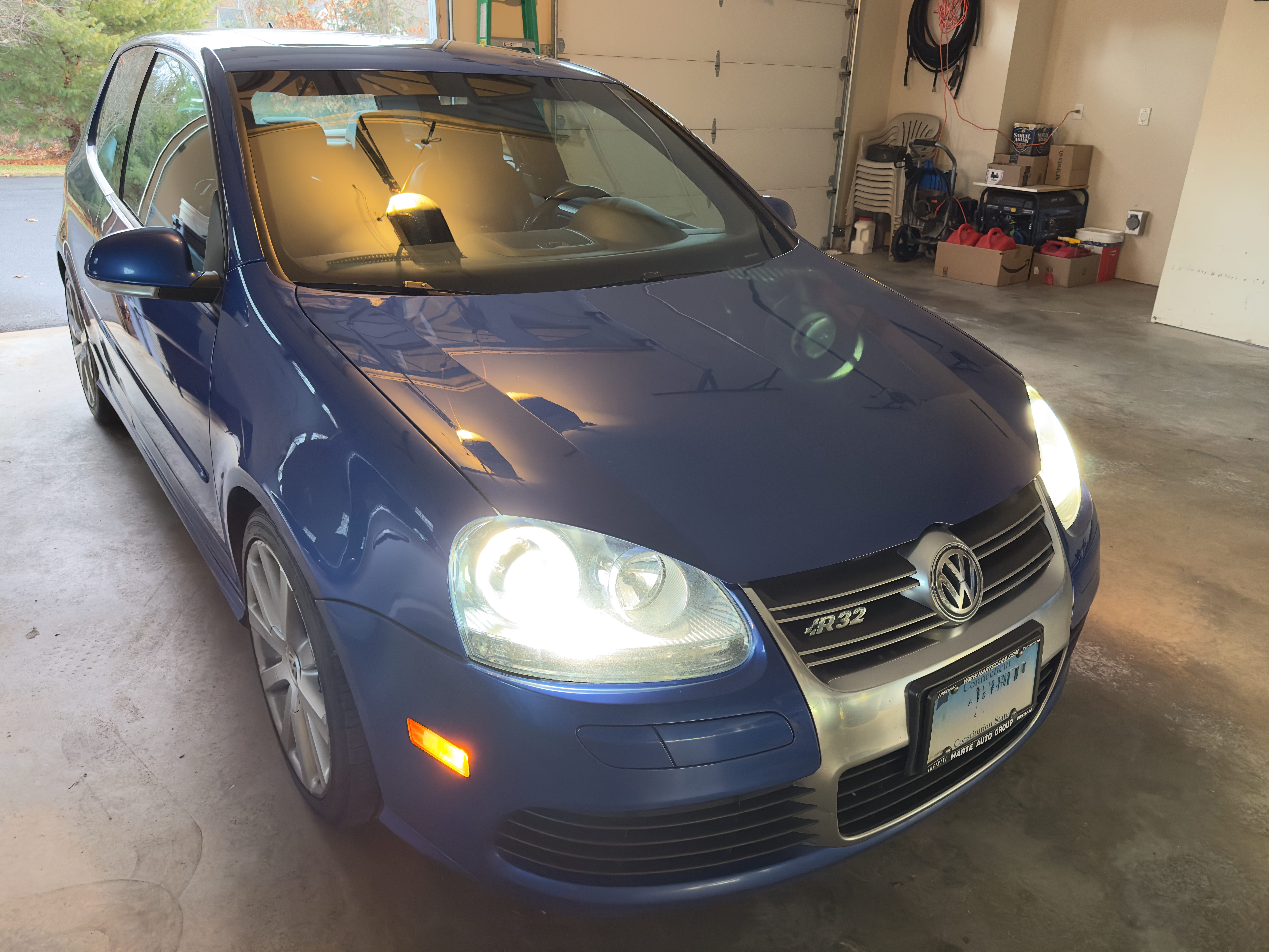 Used 2008 Volkswagen R32 AWD/4WD image 10