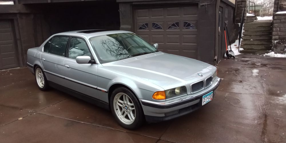 Used 2000 BMW 750iL RWD image 1
