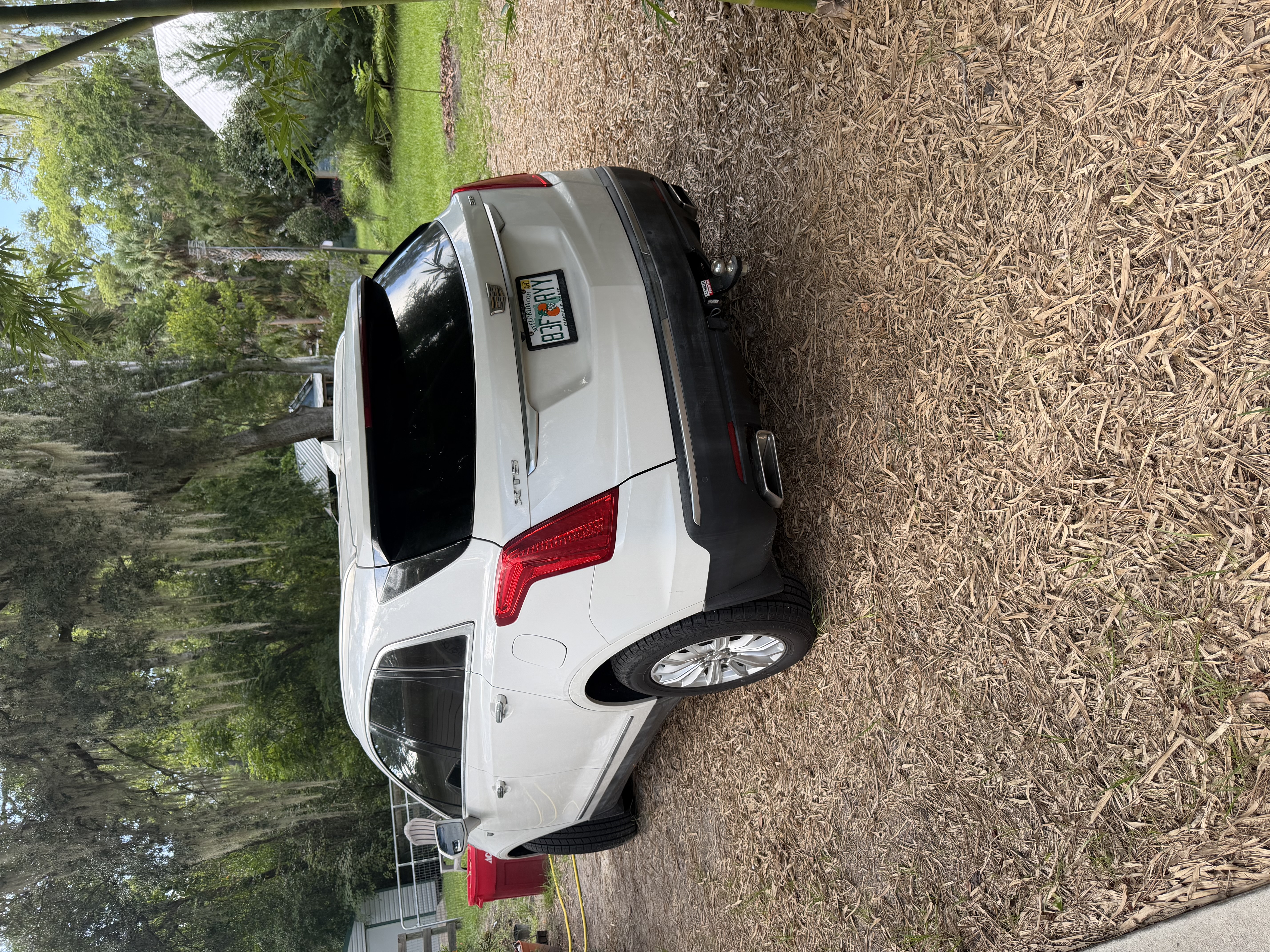 Used 2019 Cadillac XT5 FWD image 4