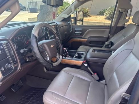 Used 2017 Chevrolet Silverado 2500 LTZ w/ Duramax Plus Package image 5