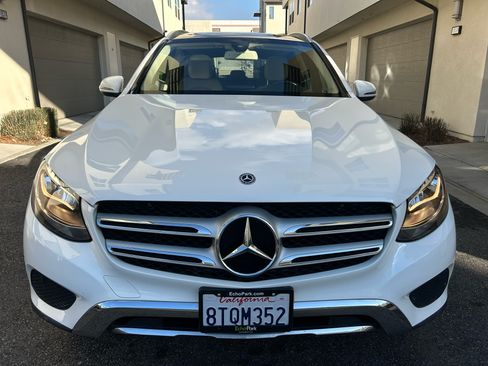 Used 2018 Mercedes-Benz GLC 300 image 5