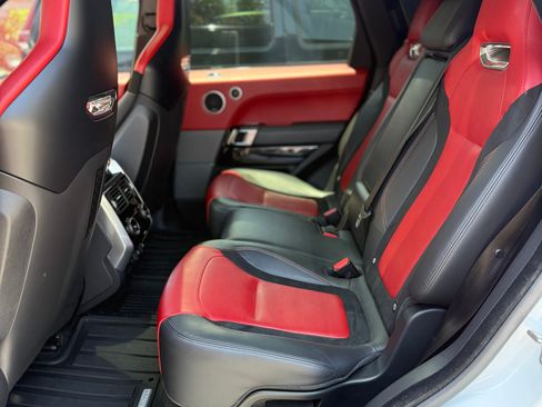 Used 2019 Land Rover Range Rover Sport SVR AWD/4WD image 5