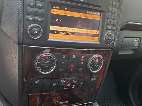 Used 2010 Mercedes-Benz GL 450 4MATIC image 9