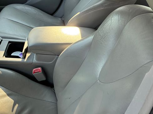 Used 2011 Toyota Camry LE FWD image 16