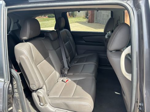 Used 2016 Honda Odyssey EX-L image 5