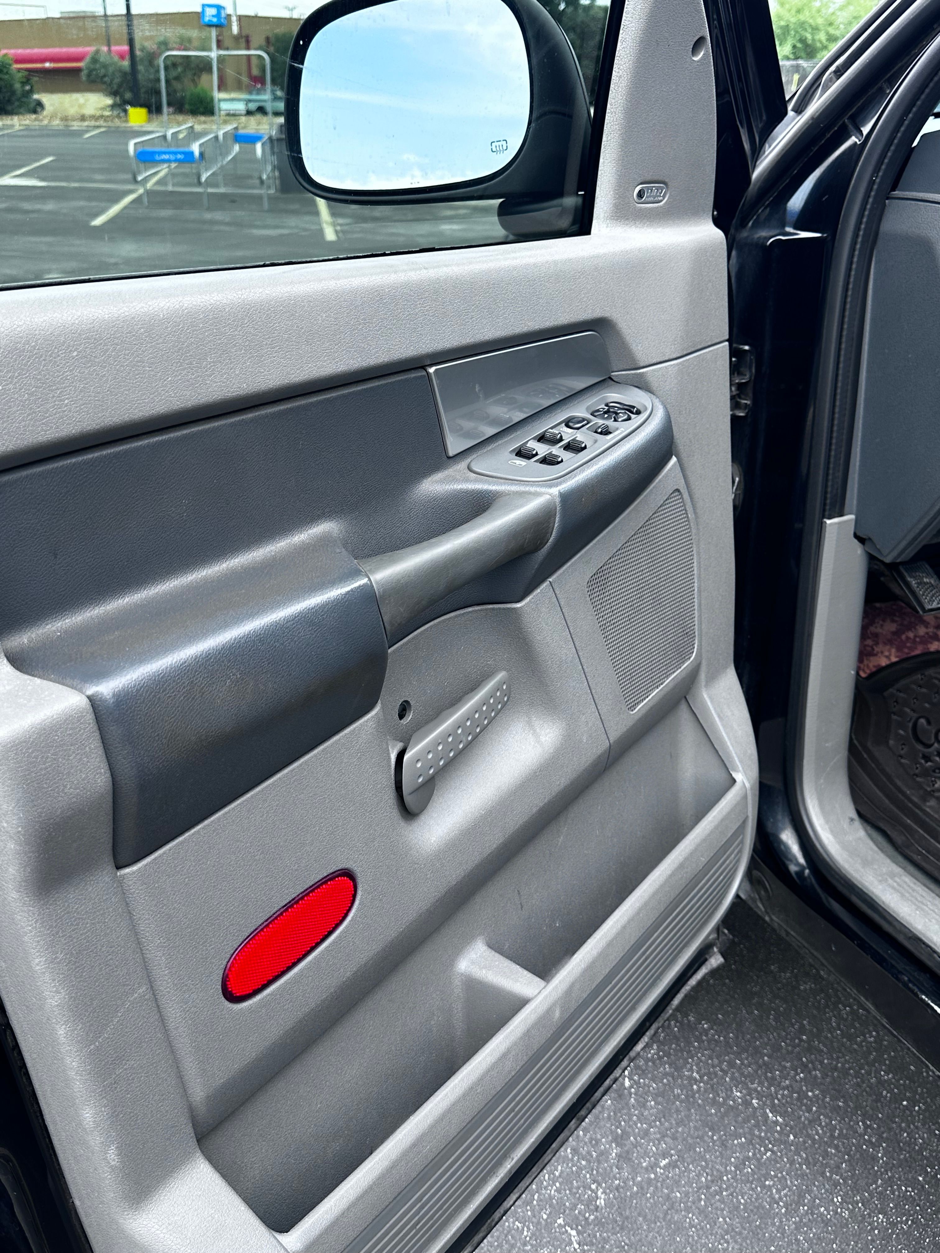 Used 2007 Dodge Ram 1500 Truck SLT w/ Sound & Secure Value Group AWD/4WD image 13