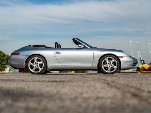 Used 2000 Porsche 911 Carrera image 19