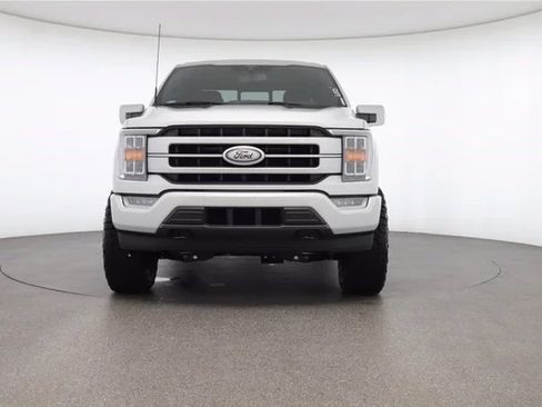 Used 2021 Ford F150 Lariat AWD/4WD image 2