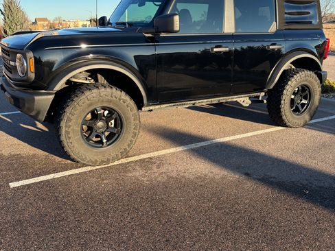 Used 2022 Ford Bronco 4-Door AWD/4WD image 6