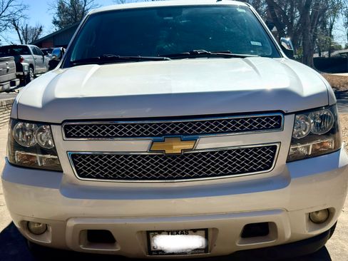 Used 2013 Chevrolet Tahoe LTZ image 11