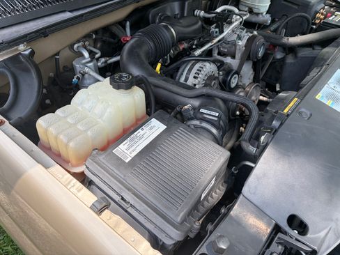 Used 2007 GMC Sierra 1500 W/T RWD image 10