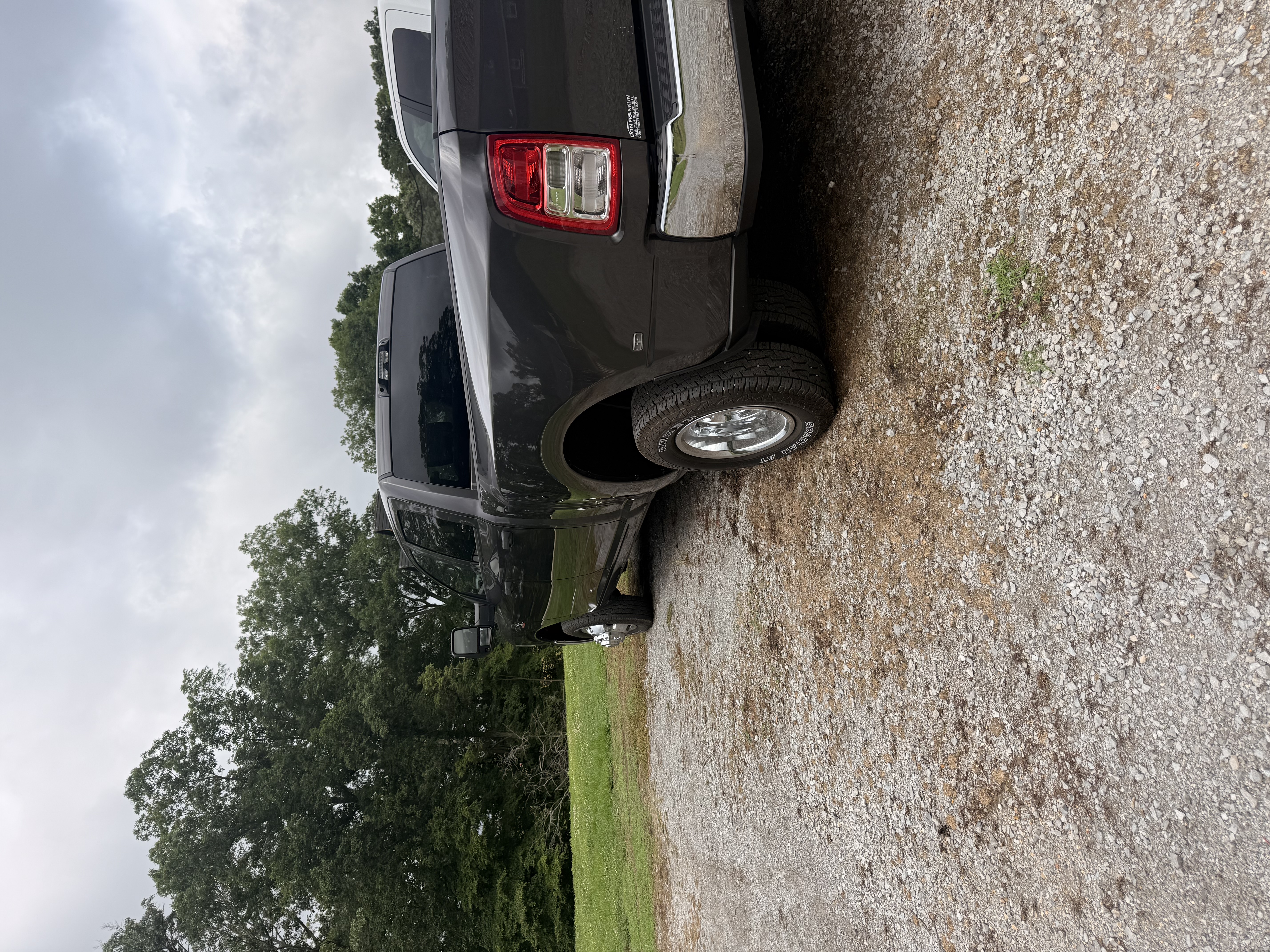 Used 2024 RAM 3500 Tradesman w/ Chrome Appearance Group AWD/4WD image 5