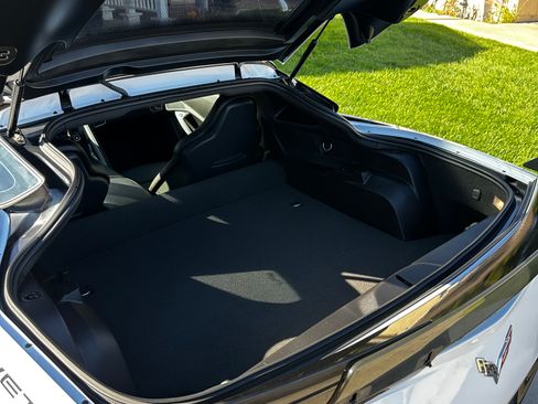 Used 2016 Chevrolet Corvette Stingray Coupe image 8