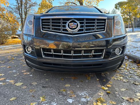 Used 2016 Cadillac SRX Performance w/ Midnight Edition Package image 8